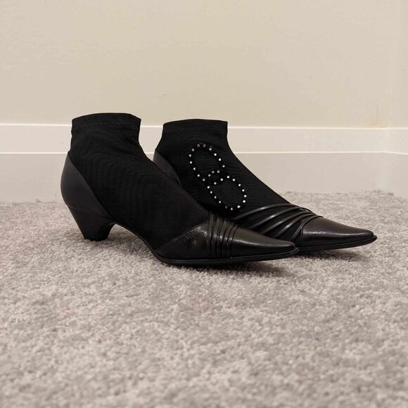 Brand New Black Elegant Studded Flexible Heels - Picture 4 of 5